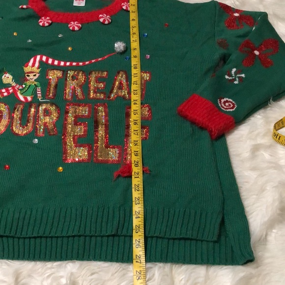 Holiday Time Treat your Elf - Picture 5 of 7